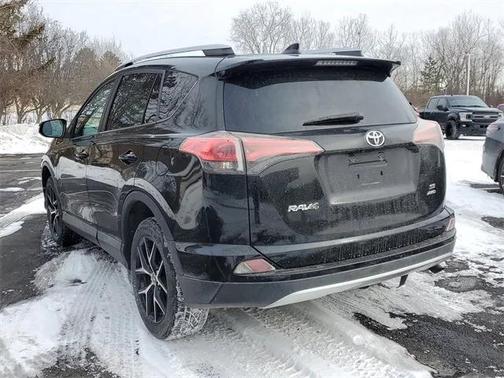 2016 Toyota RAV4 SE
