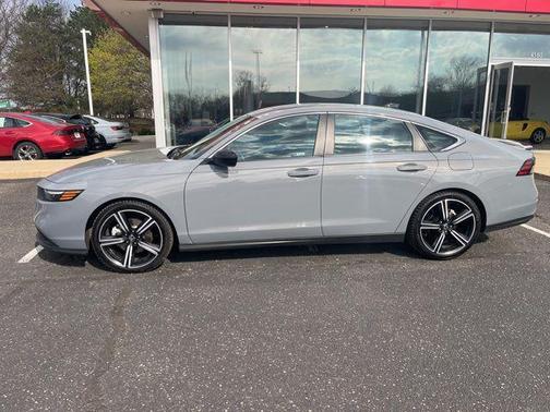 Urban Gray Pearl 2023 Honda Accord Hybrid Sport