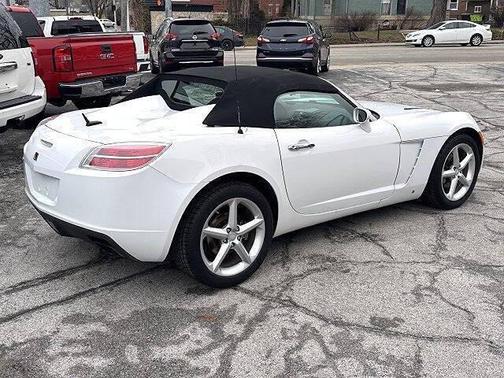 2008 Saturn Sky Base 2dr Convertible