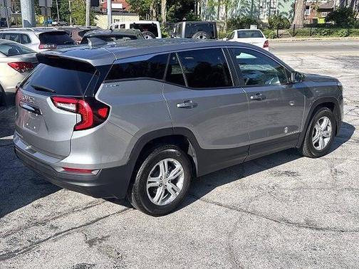Sterling Metallic 2024 GMC Terrain SLE