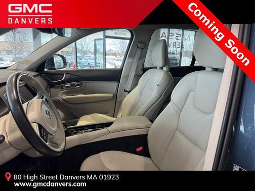 2020 Volvo XC90 T5 Momentum