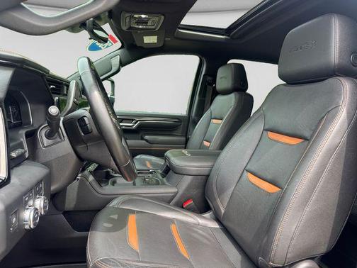 Onyx Black 2024 GMC Sierra 3500 AT4