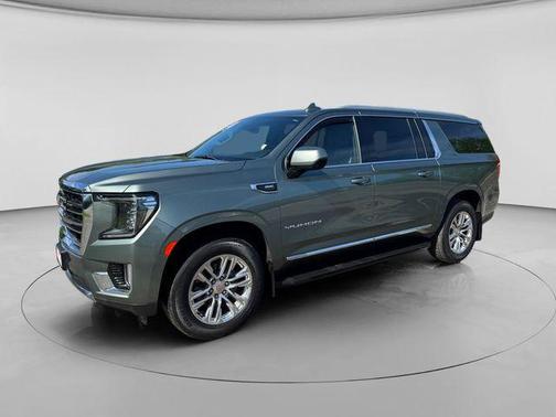 Frosted Pine Metallic 2023 GMC Yukon XL SLT