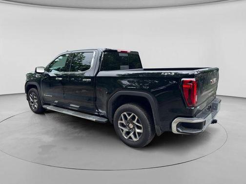 Onyx Black 2026 GMC Sierra 1500 SLT
