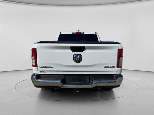 Bright White Clearcoat 2023 RAM 1500 Big Horn/Lone Star