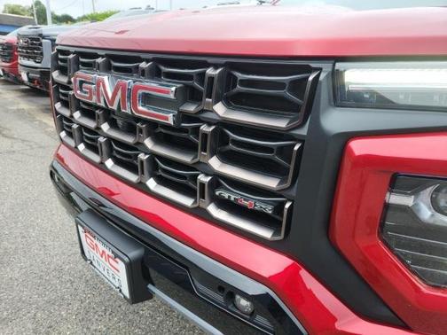 2024 GMC Canyon AT4X