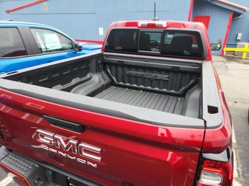 2024 GMC Canyon AT4X