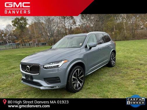 2022 Volvo XC90 T6 Momentum