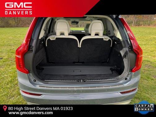 2022 Volvo XC90 T6 Momentum