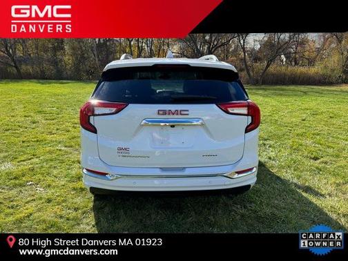 Summit White 2022 GMC Terrain Denali