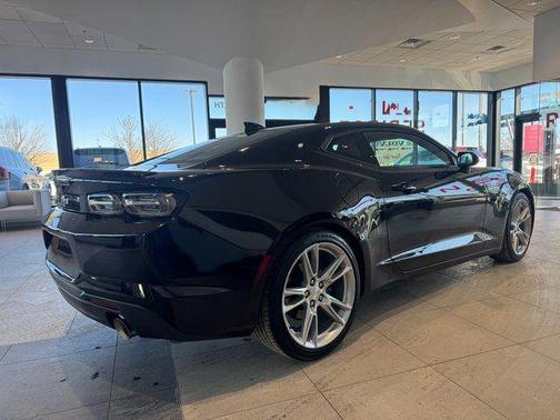 2022 Chevrolet Camaro 2LT