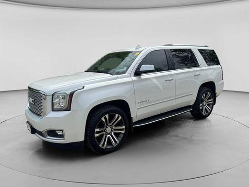White Frost Tricoat 2017 GMC Yukon Denali