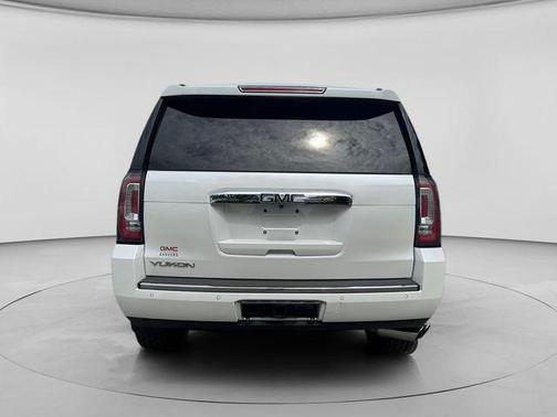White Frost Tricoat 2017 GMC Yukon Denali