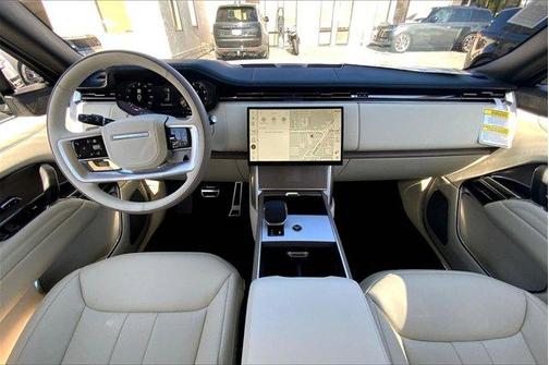 2025 Land Rover Range Rover AUTOBIOGRAPHY