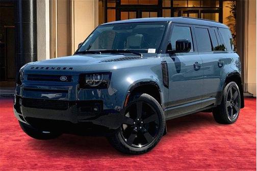 2025 Land Rover Defender P400 X-Dynamic SE