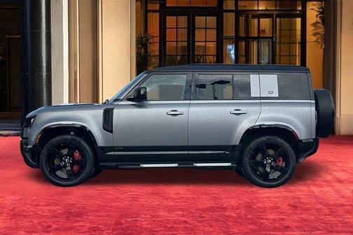 2024 Land Rover Defender P400 X