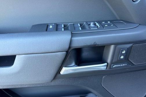 2026 Land Rover Defender S