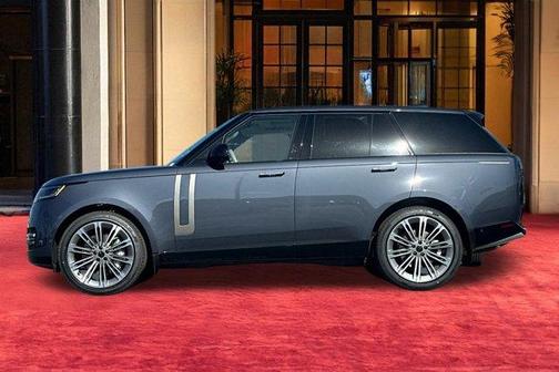 2026 Land Rover Range Rover P530 SE