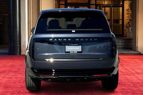 2025 Land Rover Range Rover P400 SE