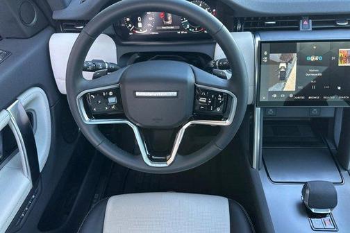2025 Land Rover Discovery Sport Dynamic SE
