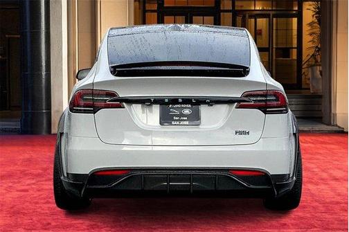 2025 Tesla Model X Plaid