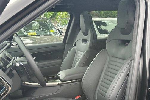 Obsidian Black Satin 2026 Land Rover Range Rover Sport P635 SV