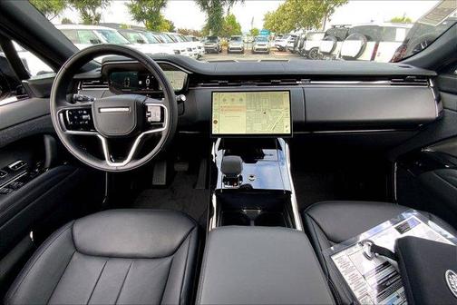 2025 Land Rover Range Rover Sport P360 SE