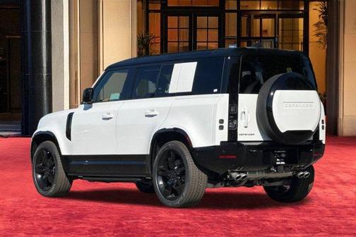 2026 Land Rover Defender 