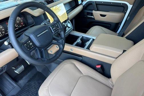 2026 Land Rover Defender 