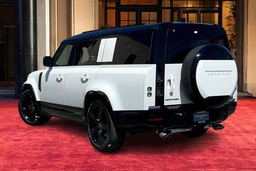2025 Land Rover Defender P500 V8