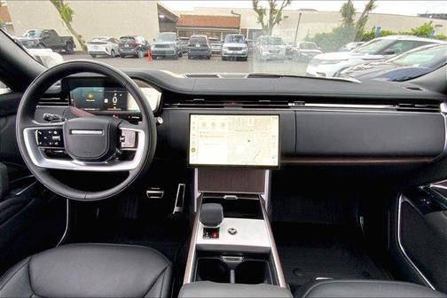 2025 Land Rover Range Rover P530 SE
