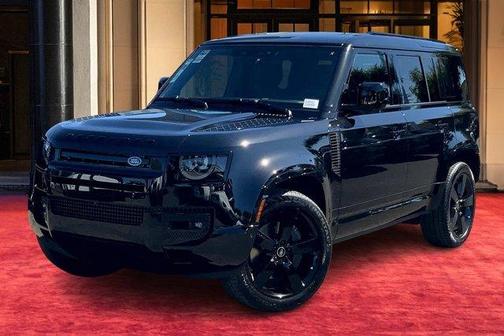 2025 Land Rover Defender P400 X-Dynamic SE