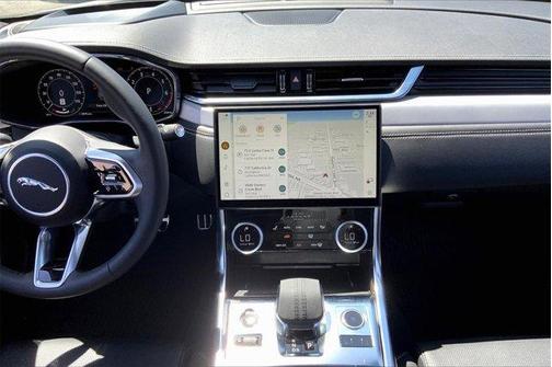 2024 Jaguar XF R-Dynamic SE