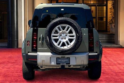 2025 Land Rover Defender P300