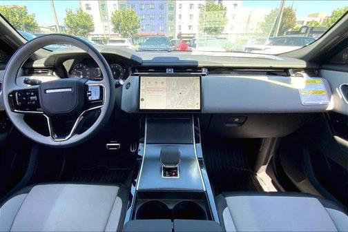 2026 Land Rover Range Rover Velar P250 Dynamic SE