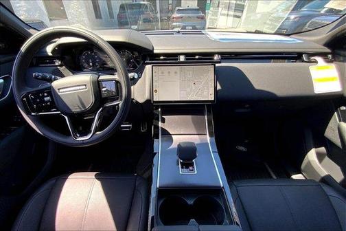 2026 Land Rover Range Rover Velar P400 Dynamic SE