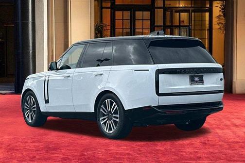 2023 Land Rover Range Rover P530 SE