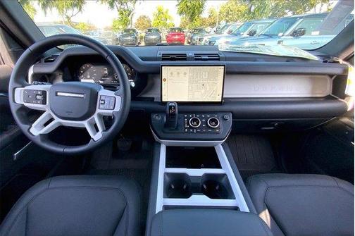 2025 Land Rover Defender P400 S