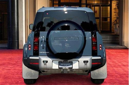 2025 Land Rover Defender P400 S
