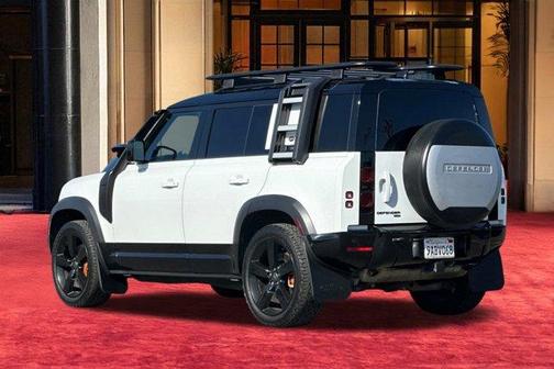 2022 Land Rover Defender 110 X-Dynamic HSE