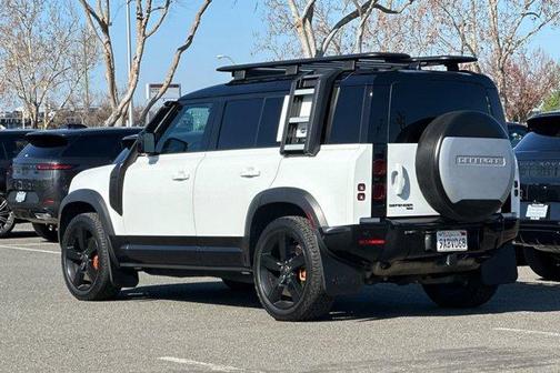 2022 Land Rover Defender 110 X-Dynamic HSE