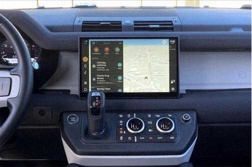 2023 Land Rover Defender SE