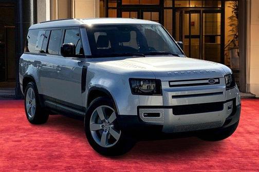 2023 Land Rover Defender SE