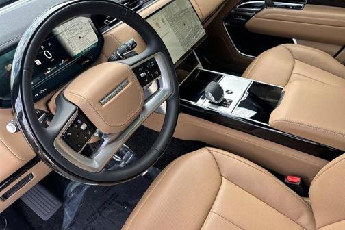 2026 Land Rover Range Rover P400 SE 7 Seat