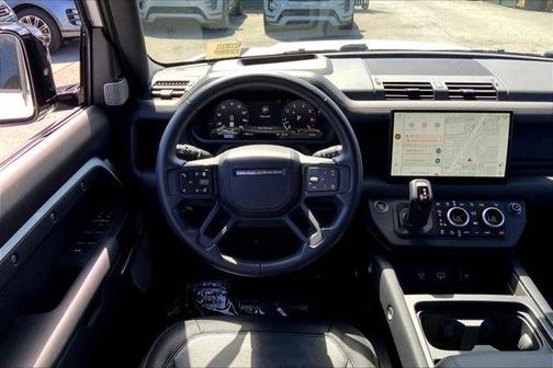 2024 Land Rover Defender P400 Outbound