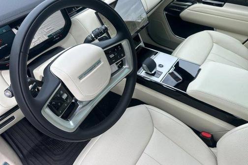 2026 Land Rover Range Rover P400 SE