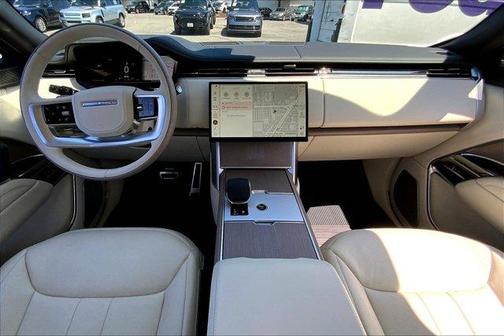 2025 Land Rover Range Rover P550e Autobiography