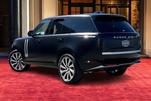 2025 Land Rover Range Rover P530 Autobiography