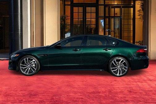 2024 Jaguar XF R-Dynamic SE