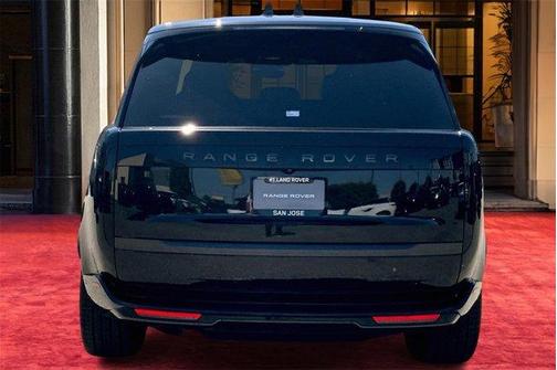 2025 Land Rover Range Rover P400 SE